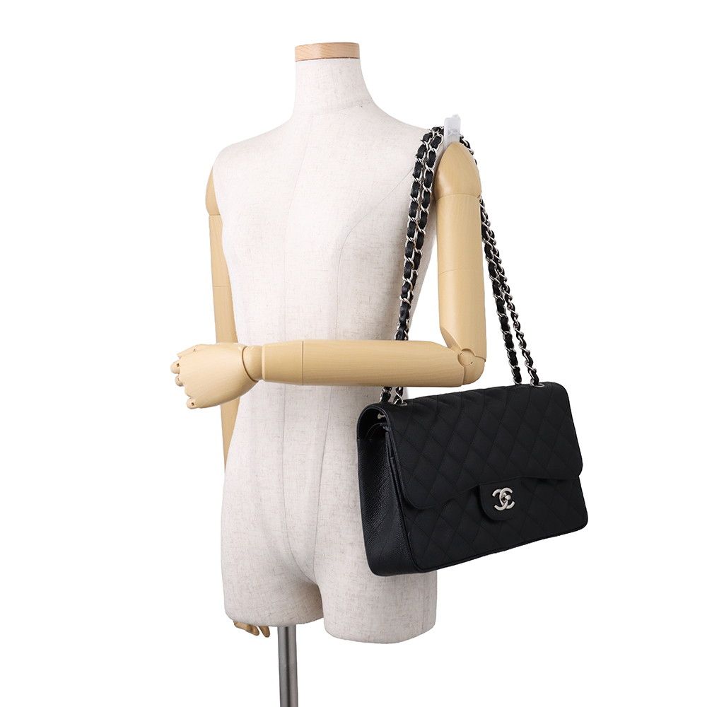 Chanel Chain Shoulder Bag Quilted 30 CC Logo Caviar Leather Black — view 4