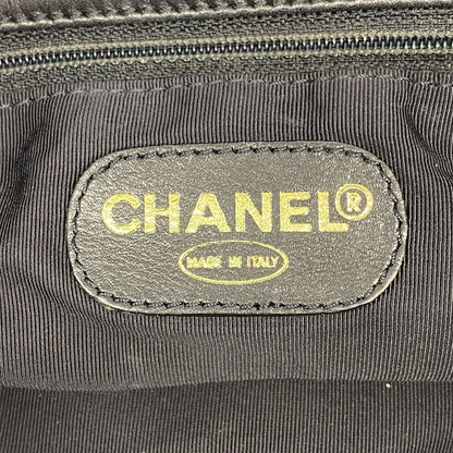 Chanel Tote Bag Lambskin Black Gold — view 5