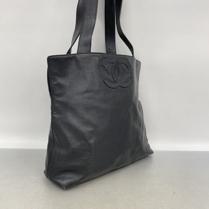 Chanel Tote Bag Lambskin Black Gold — view 2