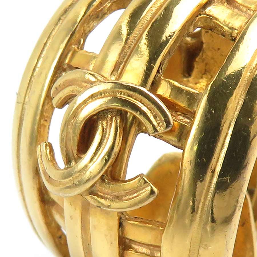 Chanel Earrings CC Logo — view 8