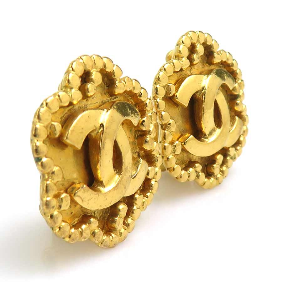 Chanel Earrings CC Logo — view 2