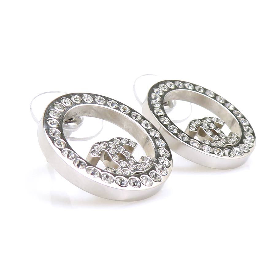 Chanel Earrings CC Logo — view 3