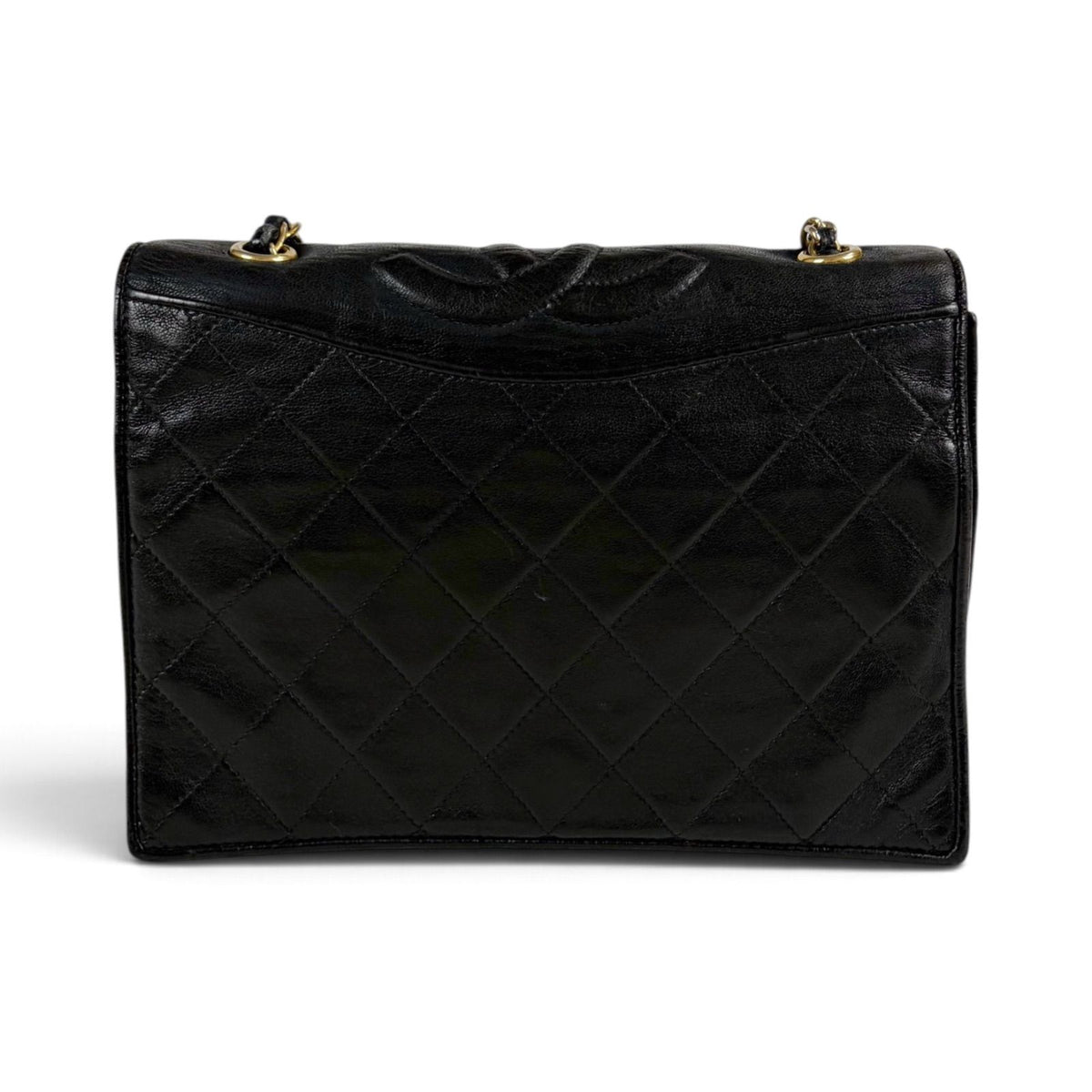 Chanel Coco Chain Shoulder Bag CC Logo Lambskin Black — view 3