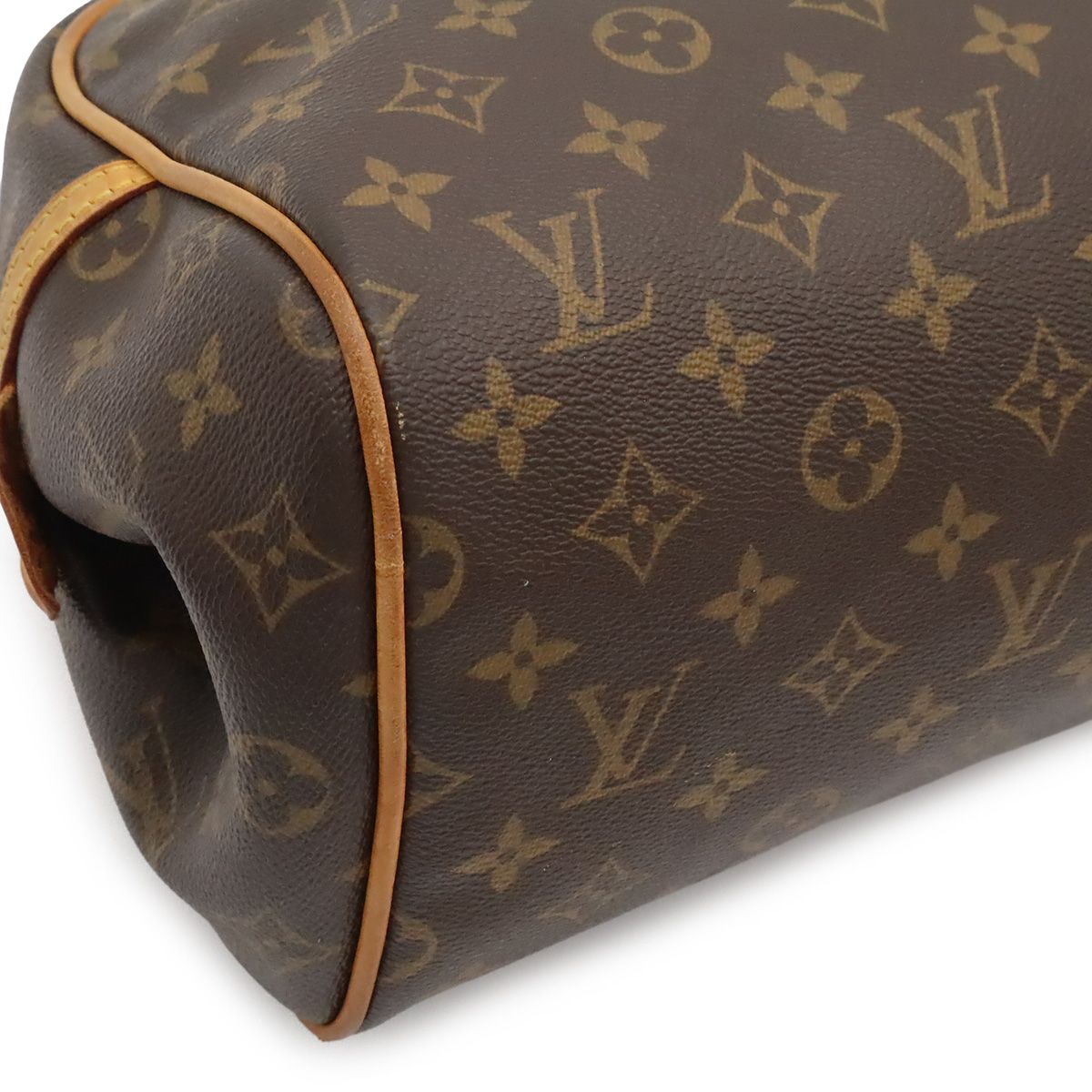 Louis Vuitton Monogram Montorgueil PM Shoulder Bag Mini — view 3