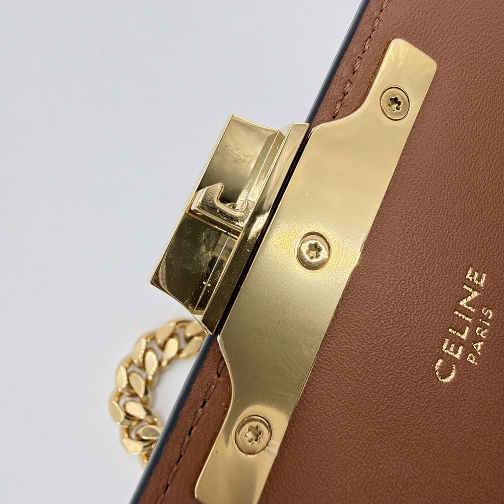 Celine Shoulder Bag Triomphe Chain Leather Brown Gold — view 8