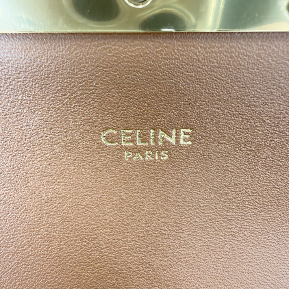 Celine Shoulder Bag Triomphe Chain Leather Brown Gold — view 5