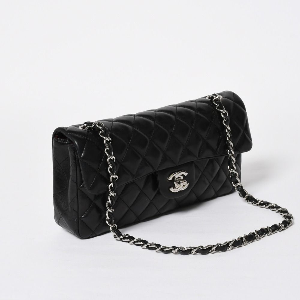 Chanel Quilted 25 S Flap S Chain Bag CC Logo Lambskin Black Silver — view 3