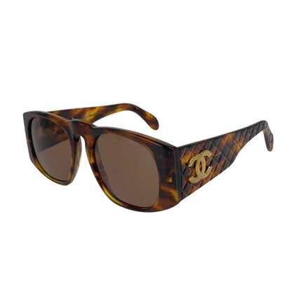 Chanel Vintage Quilted CC Logo Marble Pattern Brown Gold Acetate Sunglasses