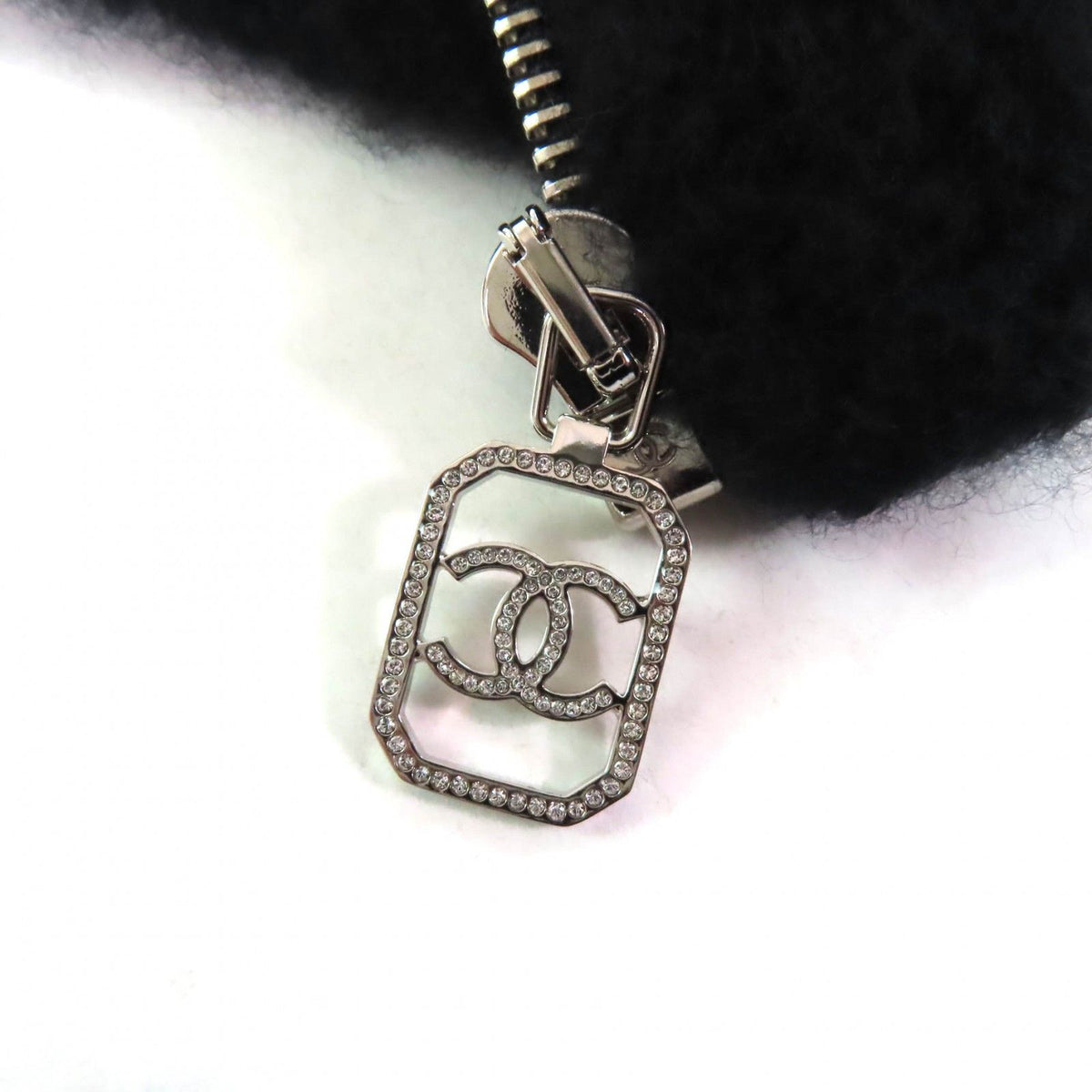 Chanel Cashmere Silk Blend Rhinestone CC Logo Buttoned Quilted Pattern Zip UP — view 6