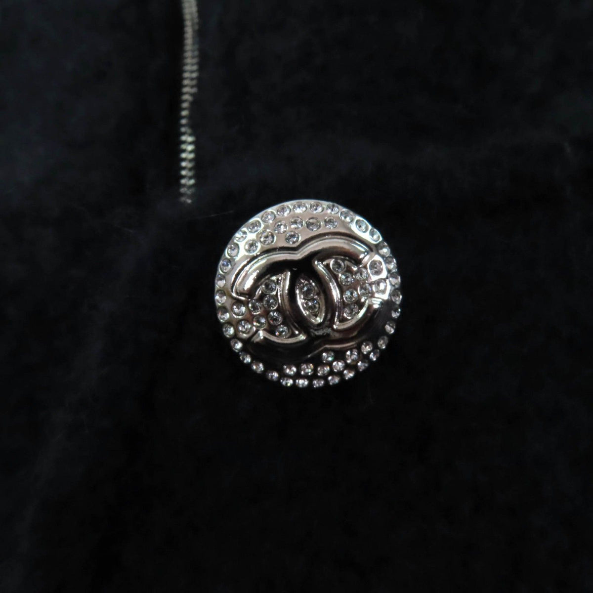 Chanel Cashmere Silk Blend Rhinestone CC Logo Buttoned Quilted Pattern Zip UP — view 7