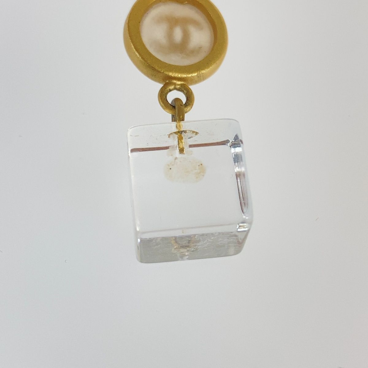 Chanel CC Logo Gold Clear Plastic Metal No Coin Swing Earrings — view 6