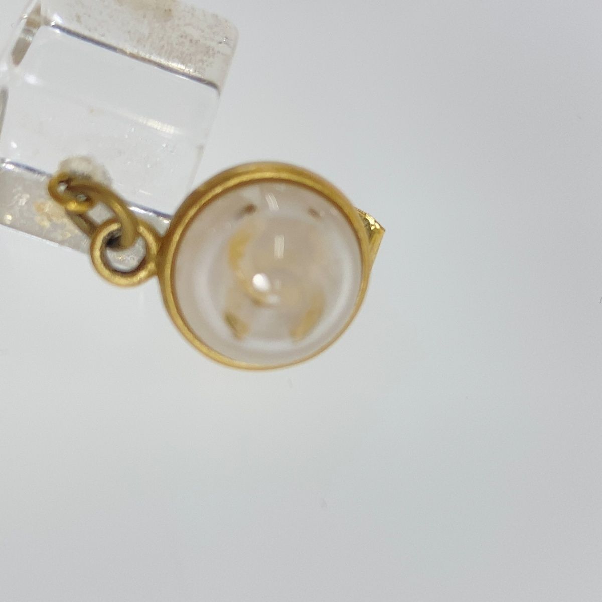 Chanel CC Logo Gold Clear Plastic Metal No Coin Swing Earrings — view 8