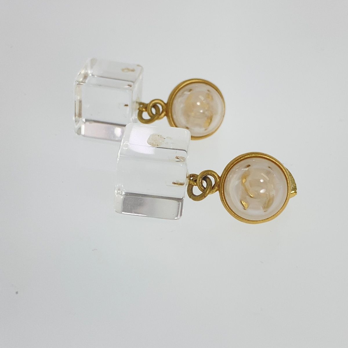 Chanel CC Logo Gold Clear Plastic Metal No Coin Swing Earrings — view 3