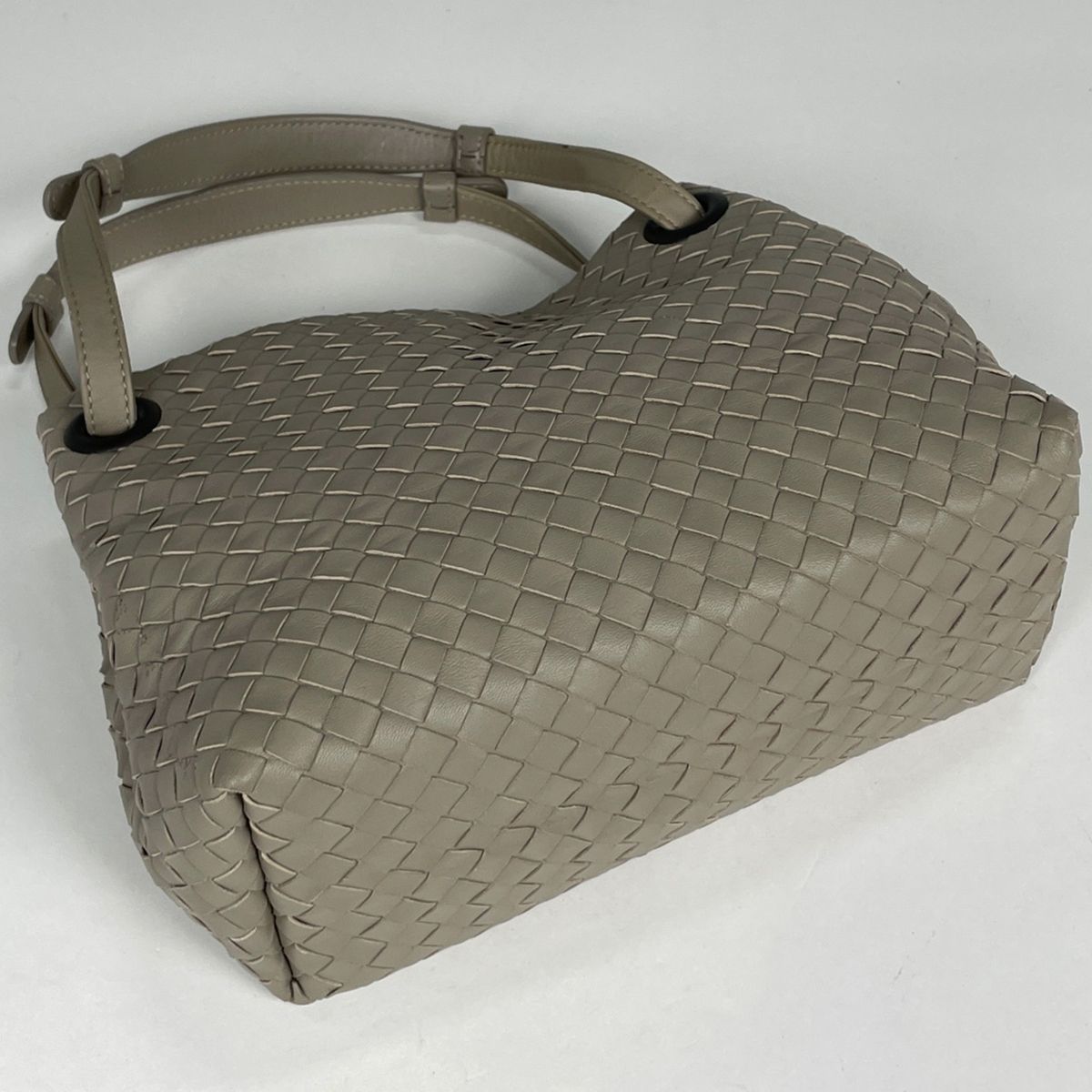 Bottega Veneta Handbag Intrecciato Leather Beige — view 2