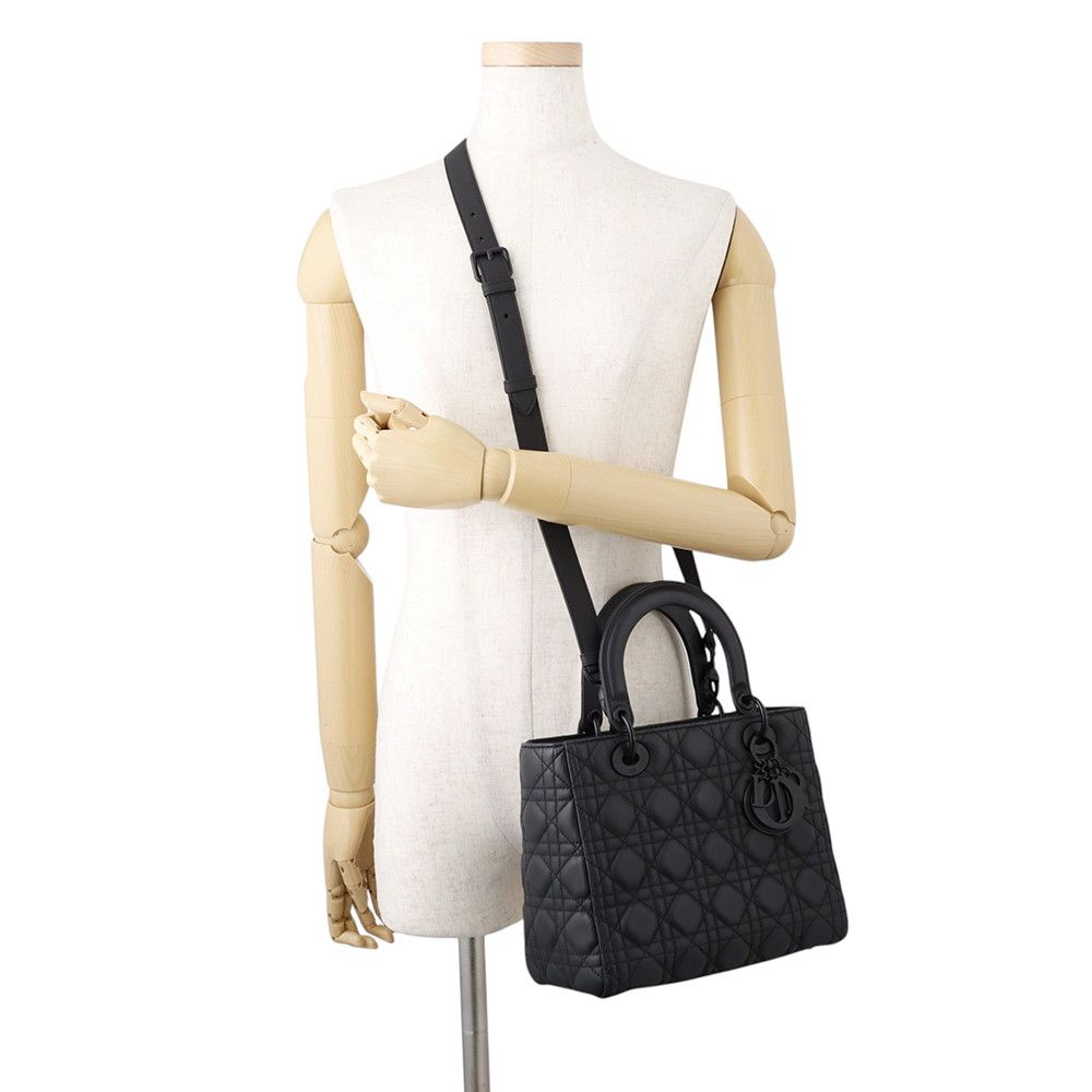 Dior Handbag Lady Cannage Medium Ultra Matte 2-Way Black — view 5