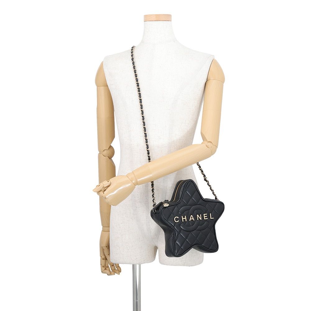 Chanel Chain Shoulder Bag Quilted CC Logo Star Lambskin Black — view 4
