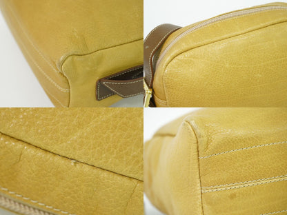 Loewe Anagram Shoulder Bag Pochette Leather Yellow — view 7