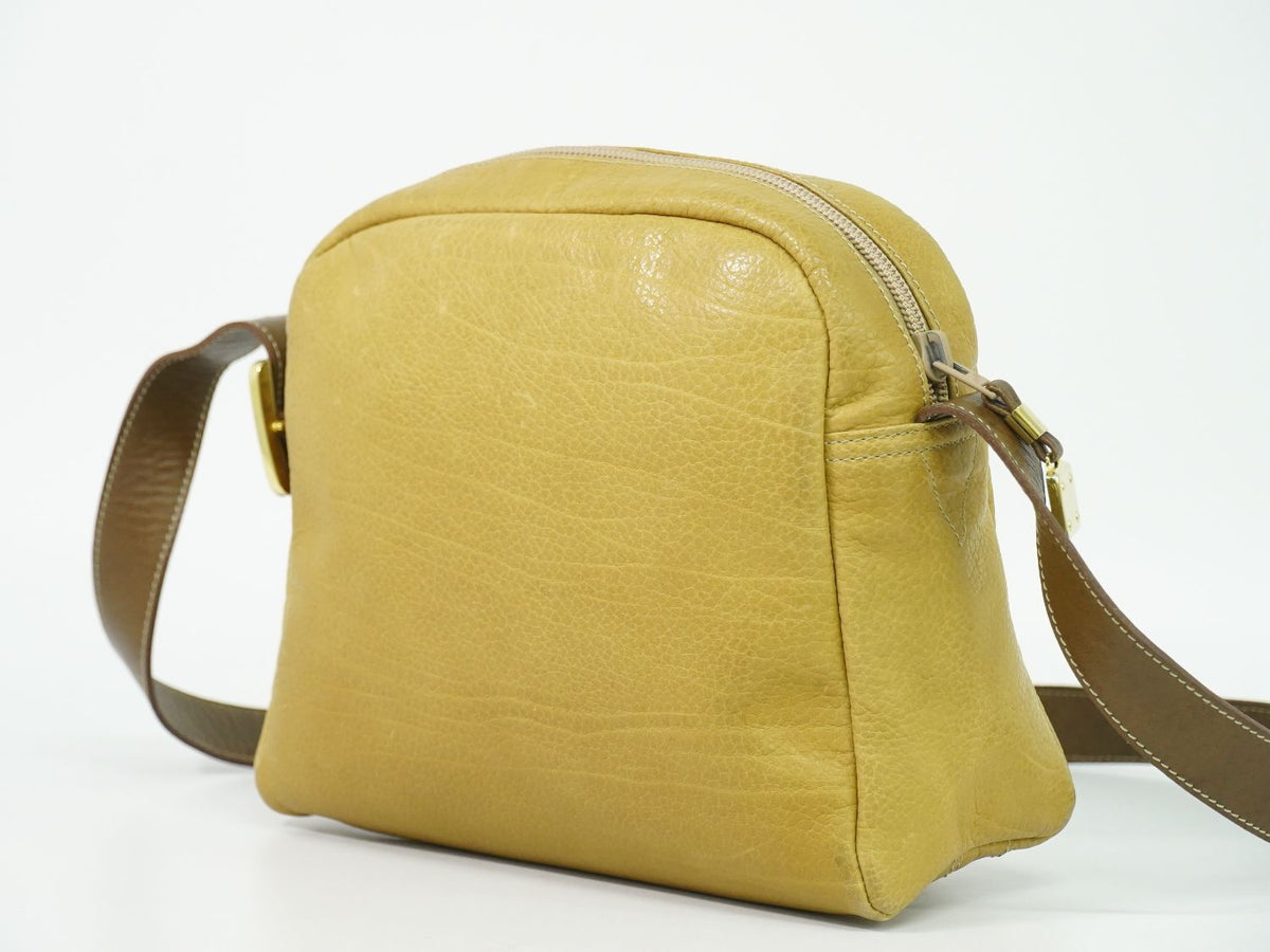 Loewe Anagram Shoulder Bag Pochette Leather Yellow — view 2