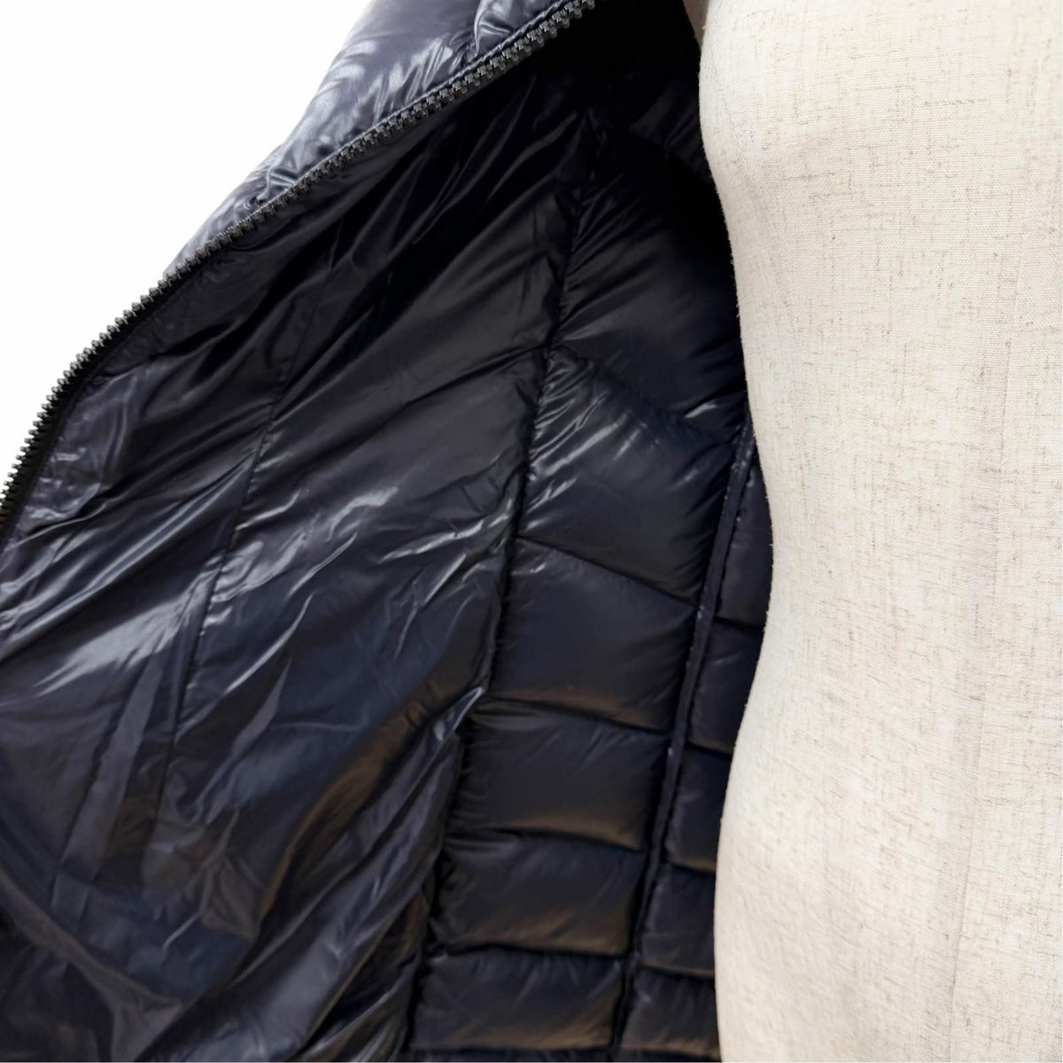 Moncler Fulmarus Logo Patch Fur Hooded Down Coat Navy — view 5