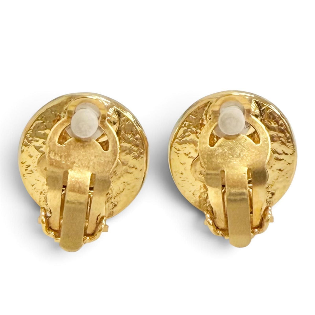 Chanel Vintage 94A CC Logo Eco Pearl Clip-On Earrings Gold French — view 2