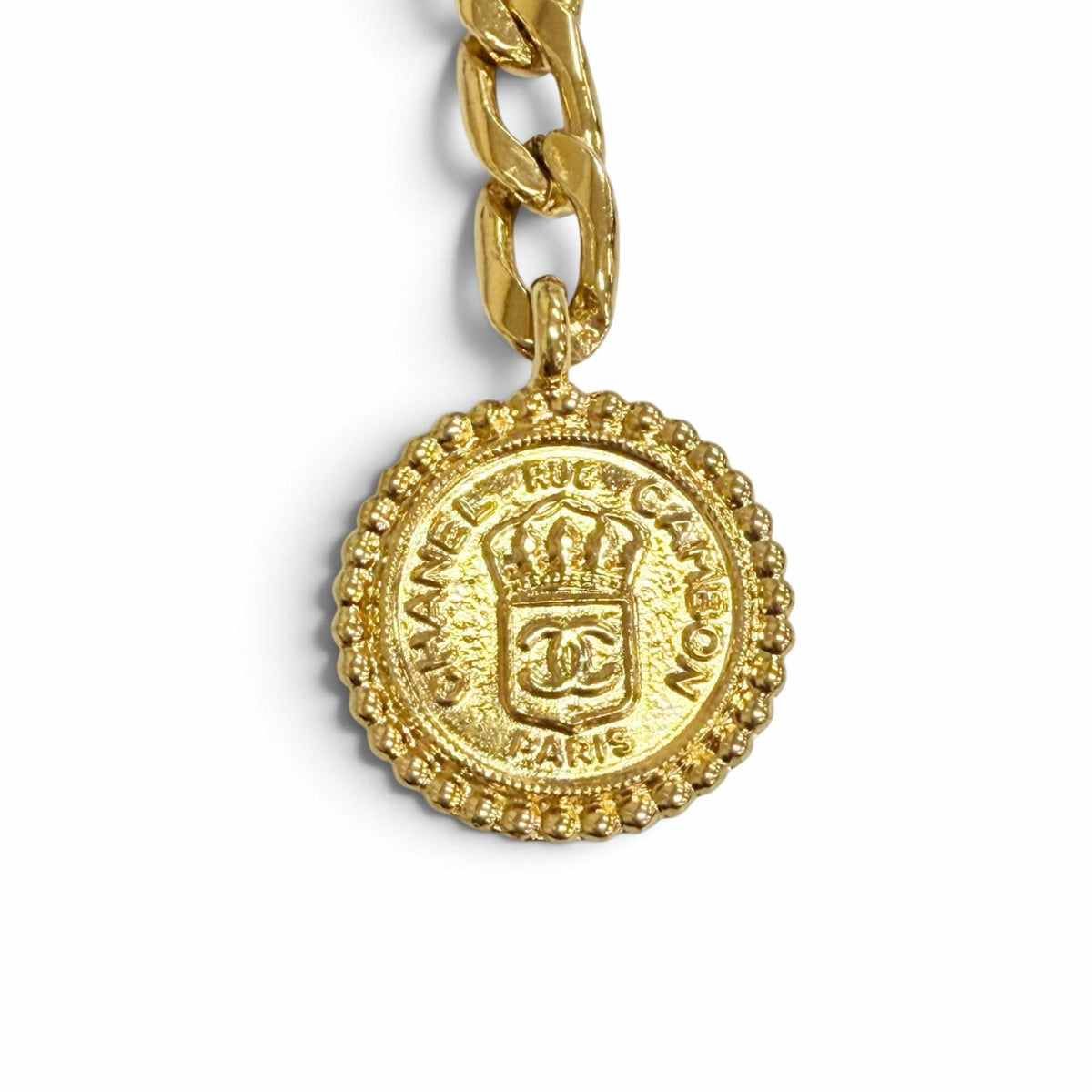 Chanel Vintage CC Logo Medallion Chain Belt Gold — view 5