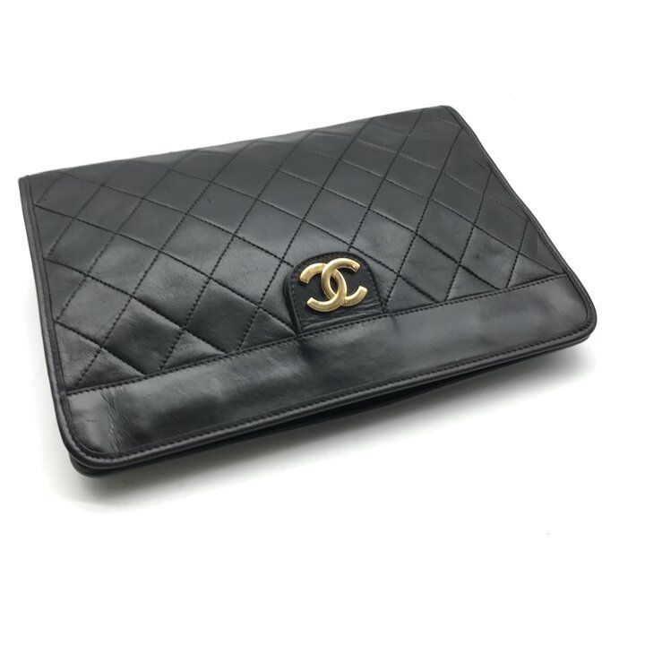 Chanel CC Logo Quilted Clutch Second Lambskin Leather Black — view 6