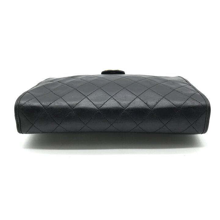 Chanel CC Logo Quilted Clutch Second Lambskin Leather Black — view 3