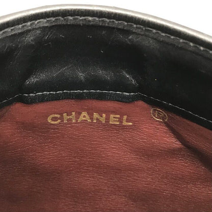 Chanel CC Logo Quilted Clutch Second Lambskin Leather Black — view 8