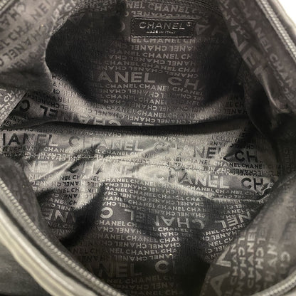 Chanel Shoulder Bag 2.55 Tweed Black White Silver — view 4