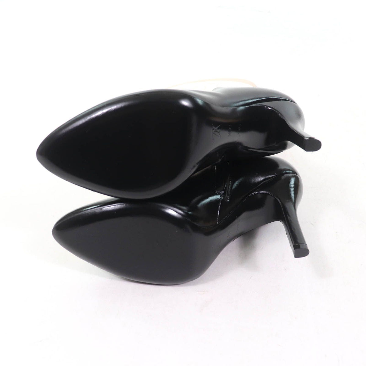 Louis Vuitton Illusion Line LV Logo Pointed Toe Leather Ankle Boots Black White — view 6