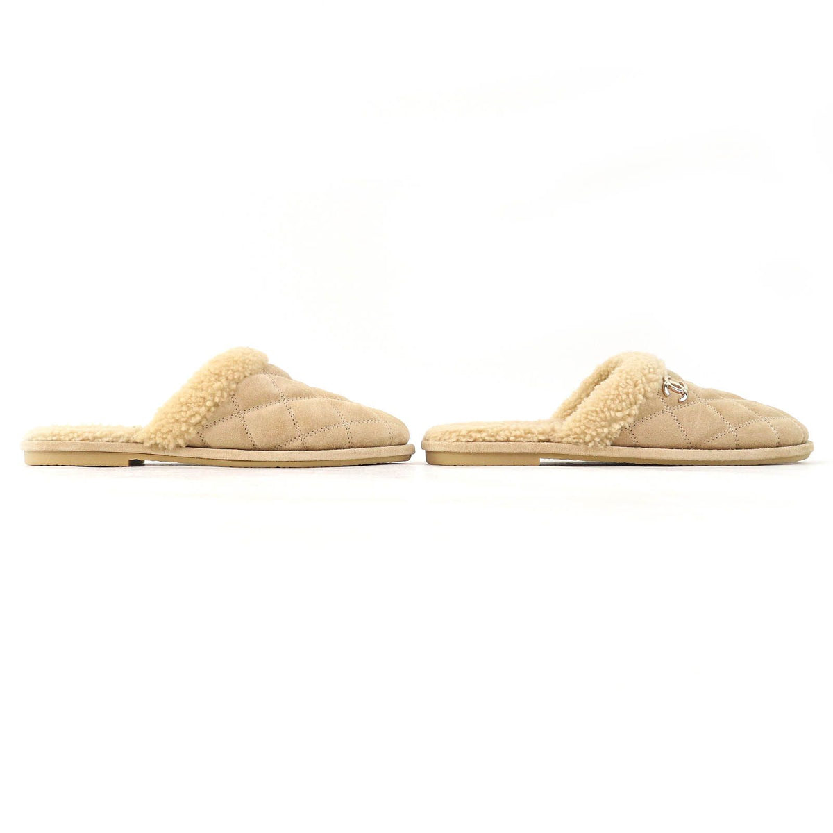 Chanel CC Logo Quilted Fleece Slippers Room Shoes Mules Beige — view 3