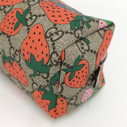 Gucci Strawberry GG Supreme Pouch — view 3