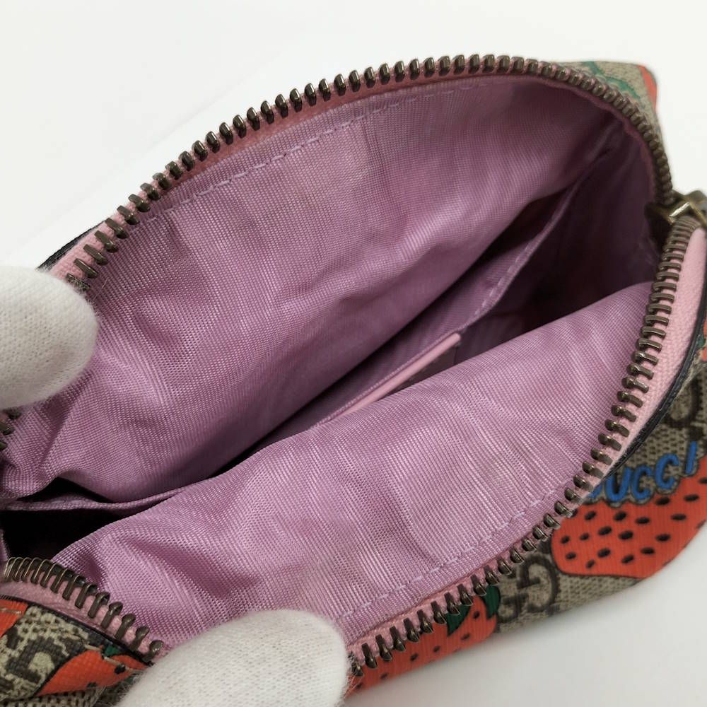 Gucci Strawberry GG Supreme Pouch — view 7