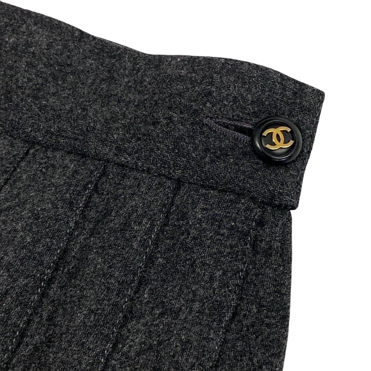 Chanel Pleated Skirt Mini 38 Gray Wool — view 7