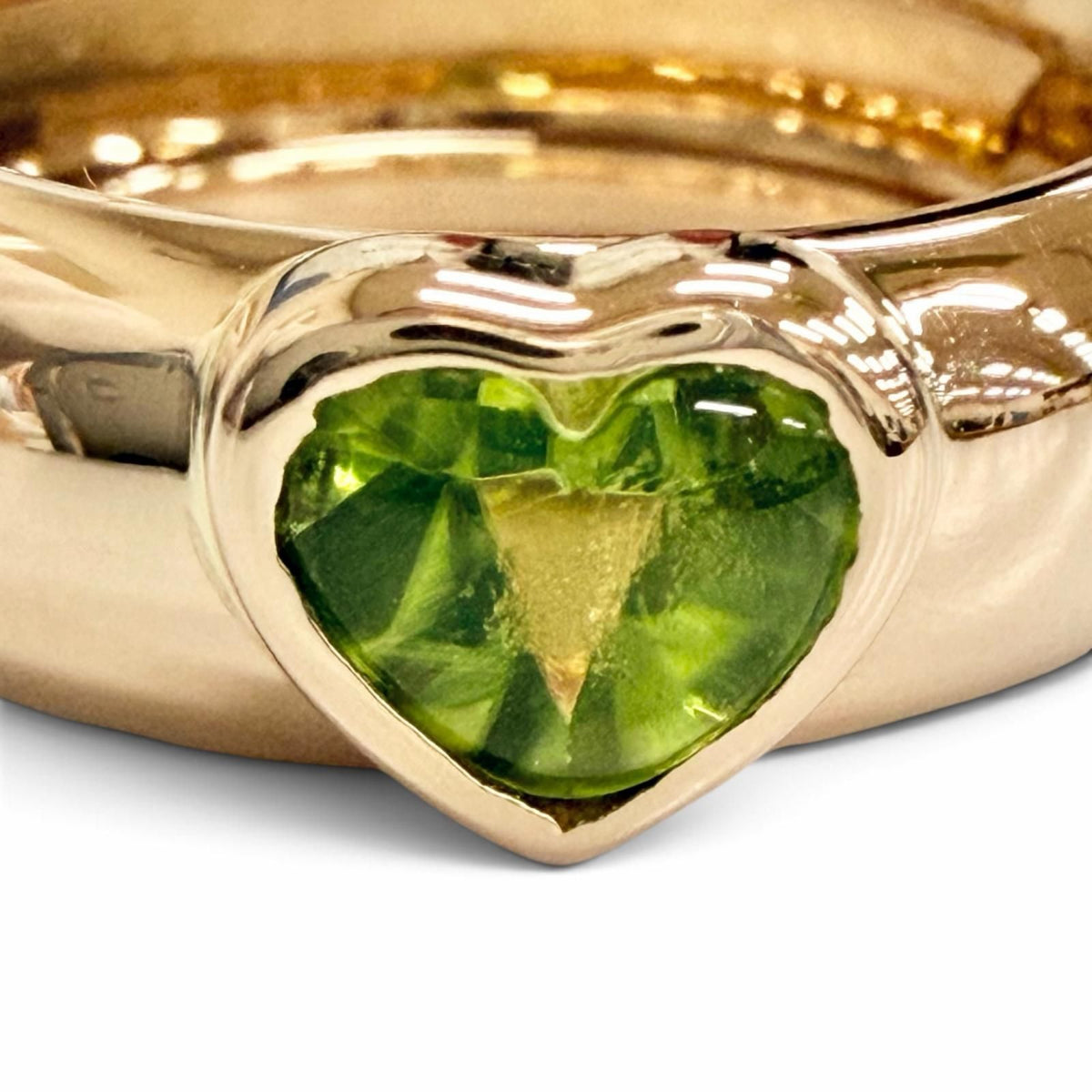 Tiffany & Co Friendship Ring 750 Peridot Yellow Gold Green — view 6