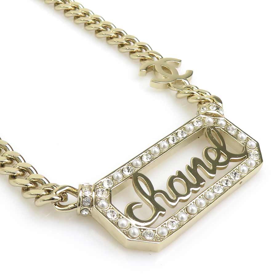 Chanel Necklace Gold