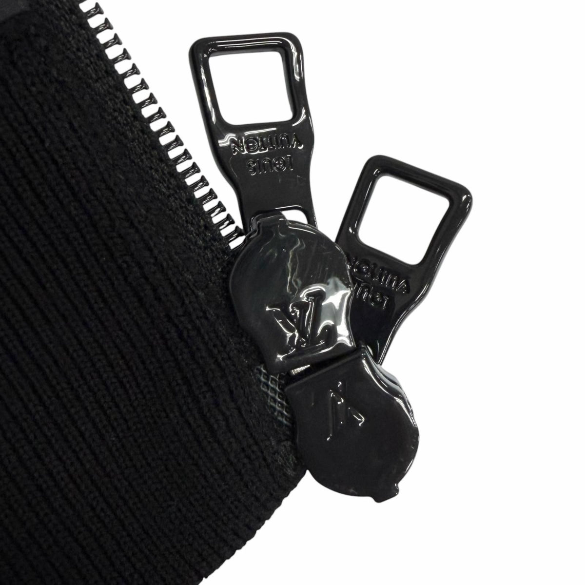 Louis Vuitton LV Circle Logo Embroidery Knit Contrast Hoodie Black — view 6