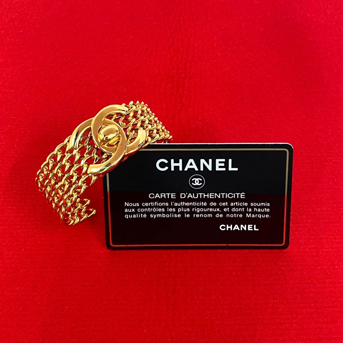 Chanel With Rice 97A CC Logo Turnlock Motif Bangle Bracelet Gold