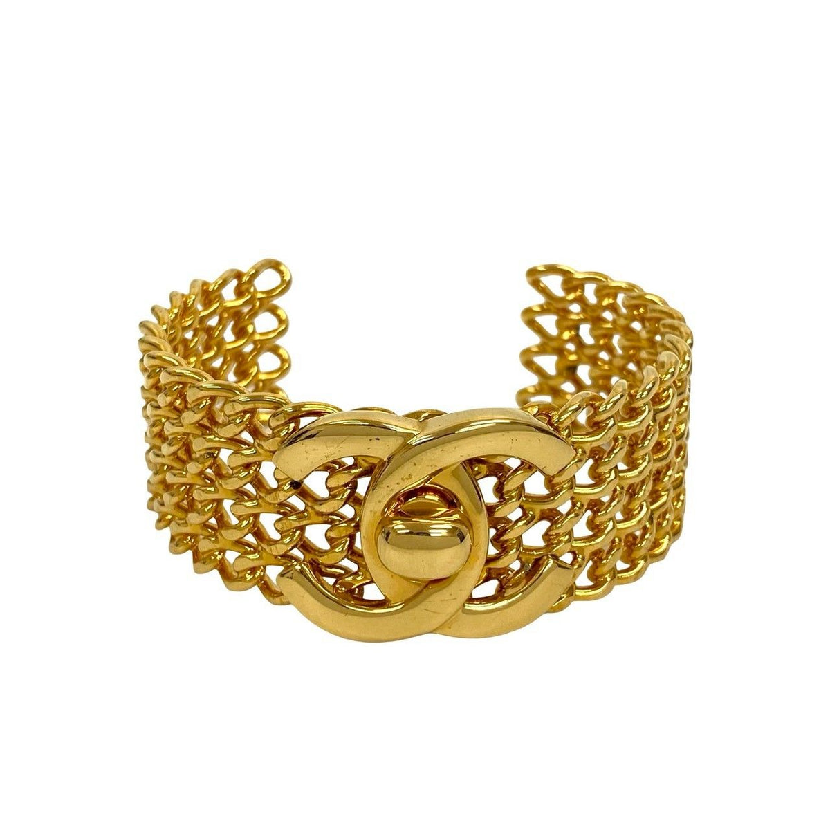 Chanel With Rice 97A CC Logo Turnlock Motif Bangle Bracelet Gold — view 3