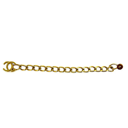 Chanel With 96P Vintage CC Logo Turnlock Motif Chain Bracelet Gold — view 5