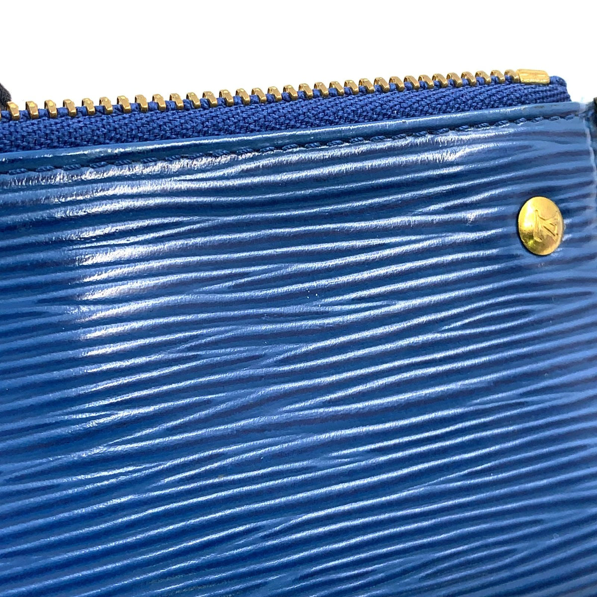 Louis Vuitton Pochette Cles Epi Leather Blue Coin Purse Gold — view 6