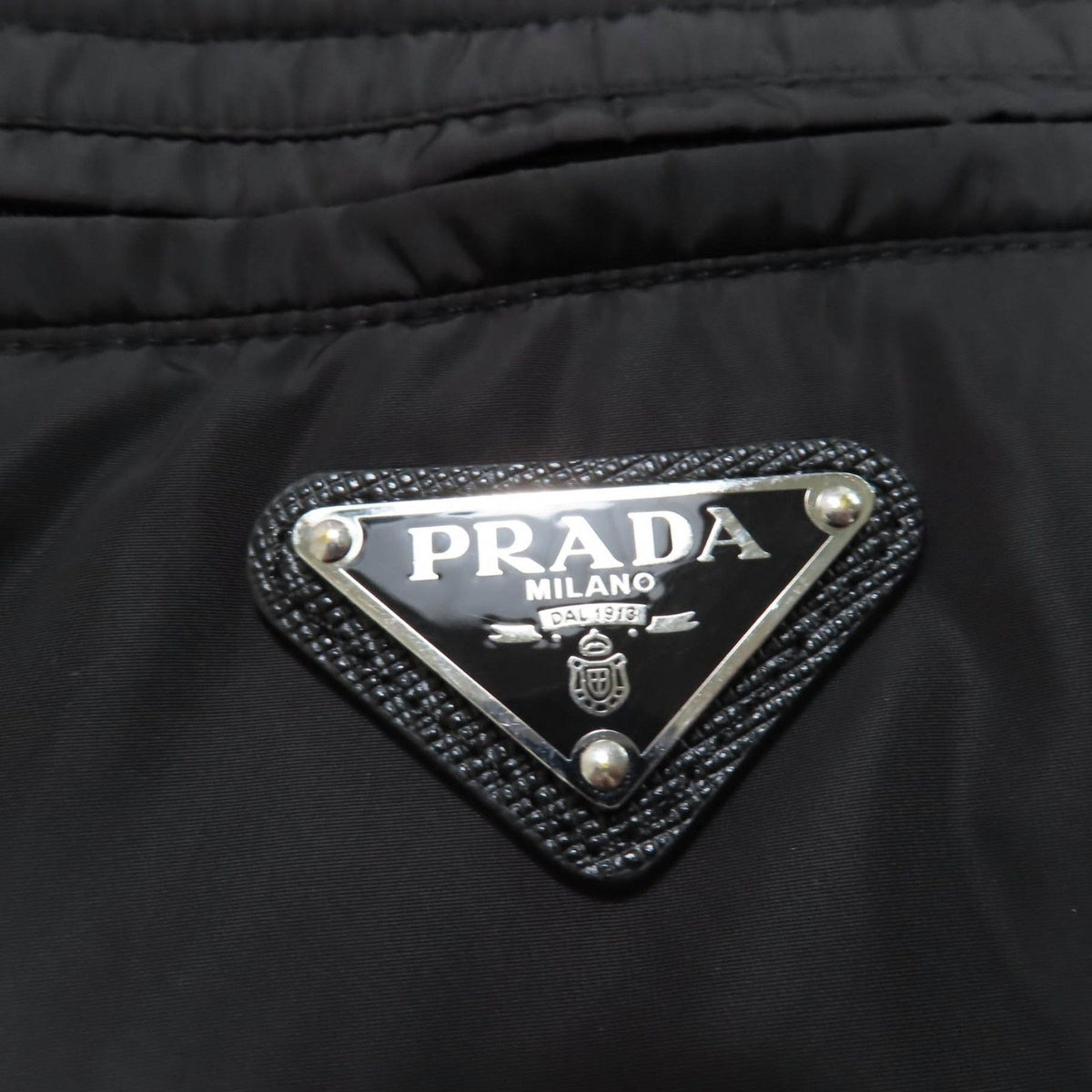 Prada Re-Nylon Triangle Logo Cropped 2-Way Down Jacket Black 40 — view 7