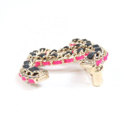 Chanel CC Logo Brooch Gold Black Pink — view 3
