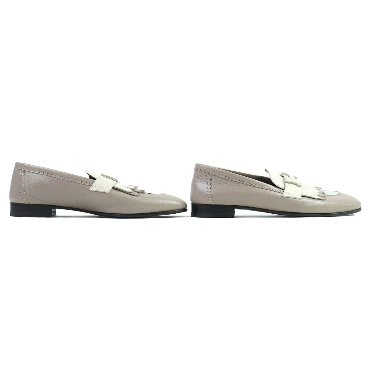 Hermes Royale H Logo Moccasins Leather Loafers Beige — view 4