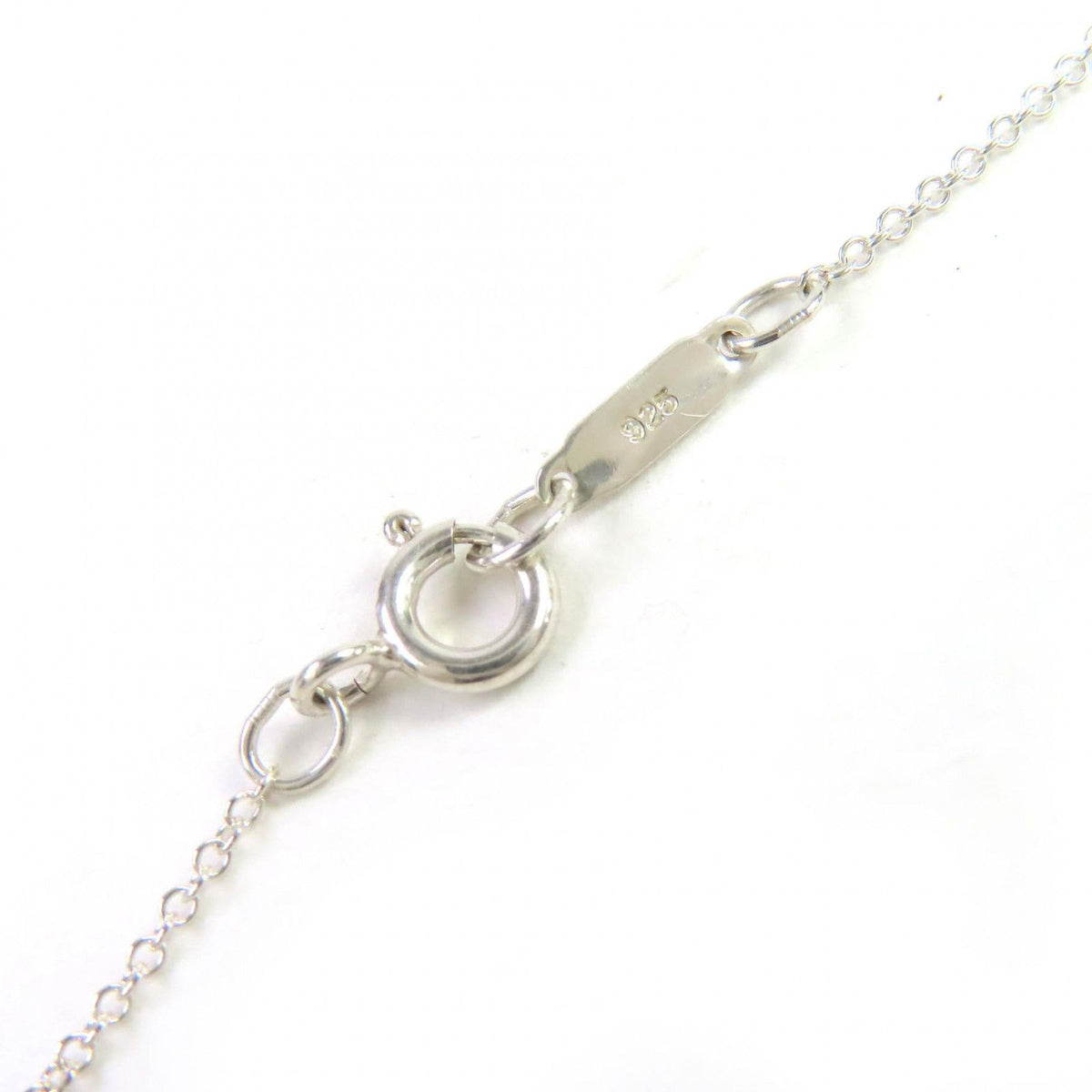 Tiffany & Co Loving Heart Clover Necklace 925 Sterling Silver Four Leaf Pendant — view 7