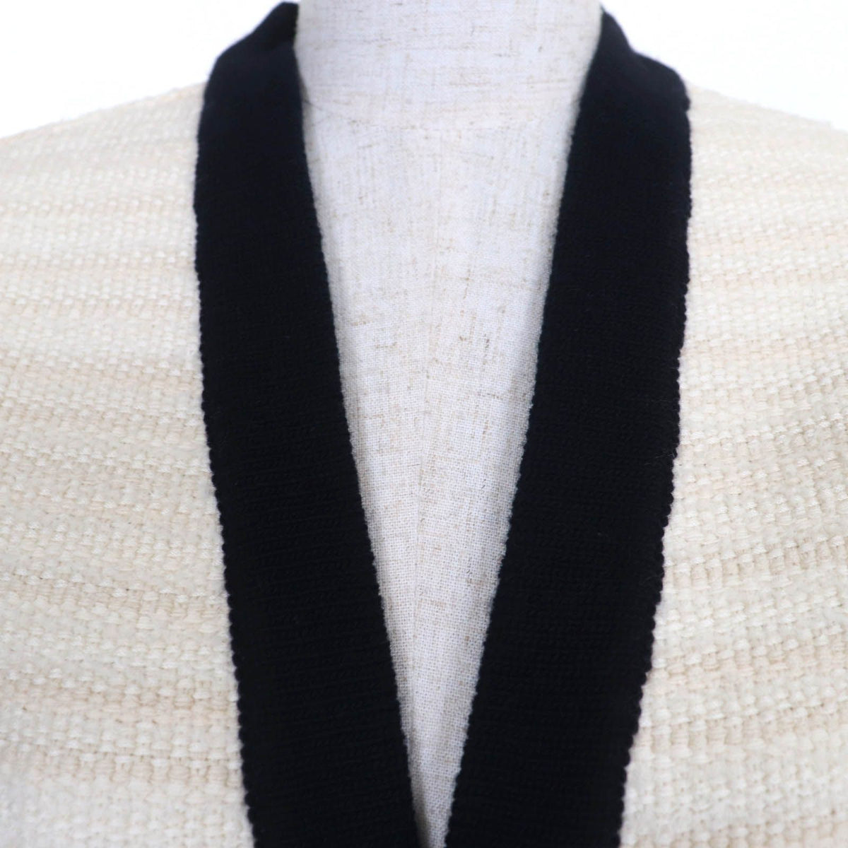 Gucci Wool Cotton Front Open Collarless Coat Ivory — view 4