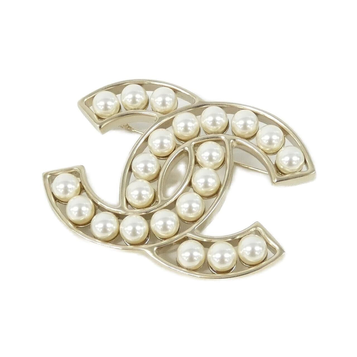 Chanel Brooch Gold