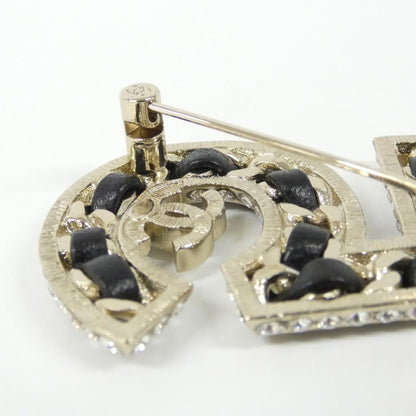 Chanel Brooch Gold — view 3