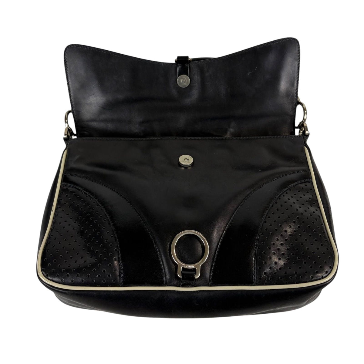Prada Vitello Drive Hobo Black — view 3