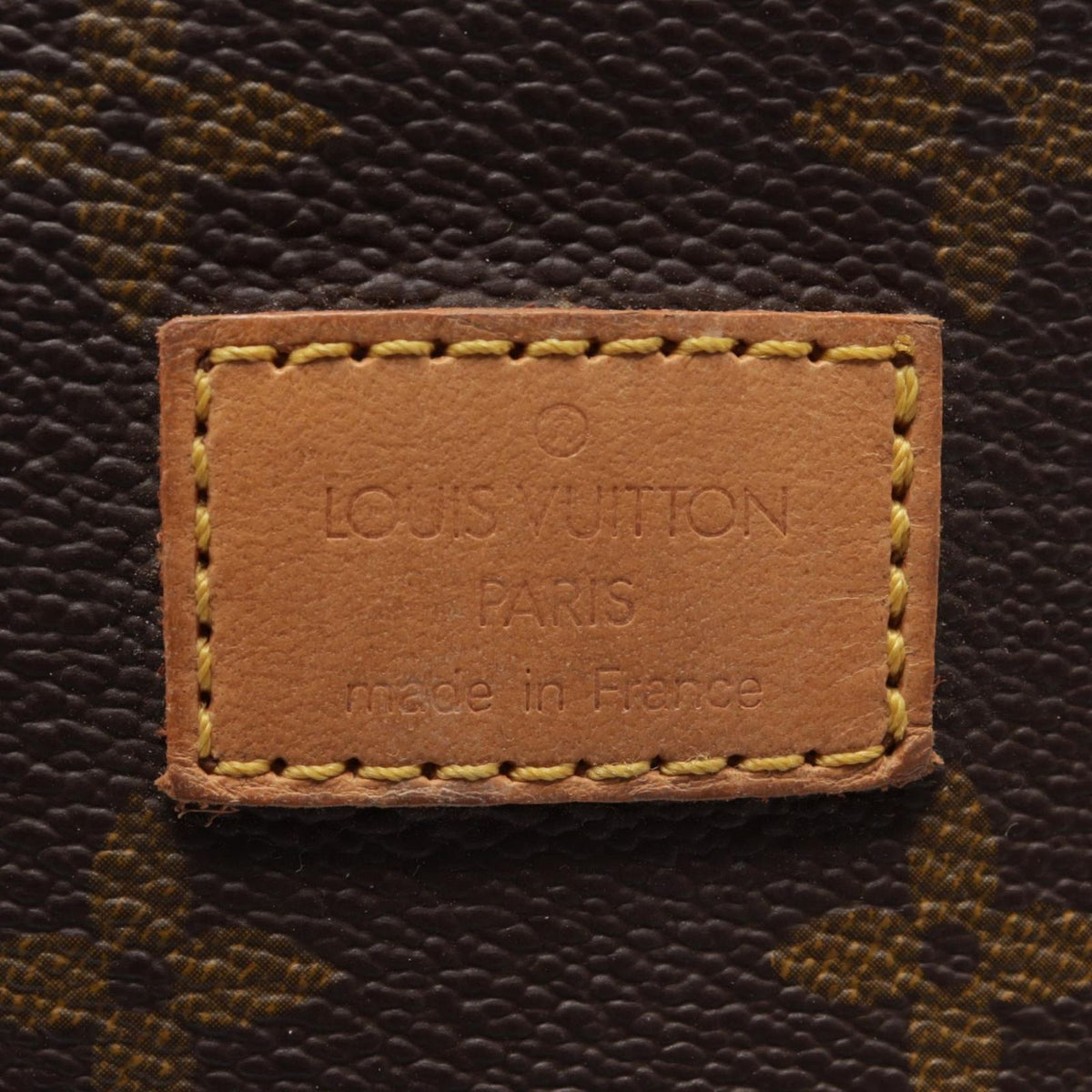 Louis Vuitton Shoulder Bag Saumur 35 Leather — view 5